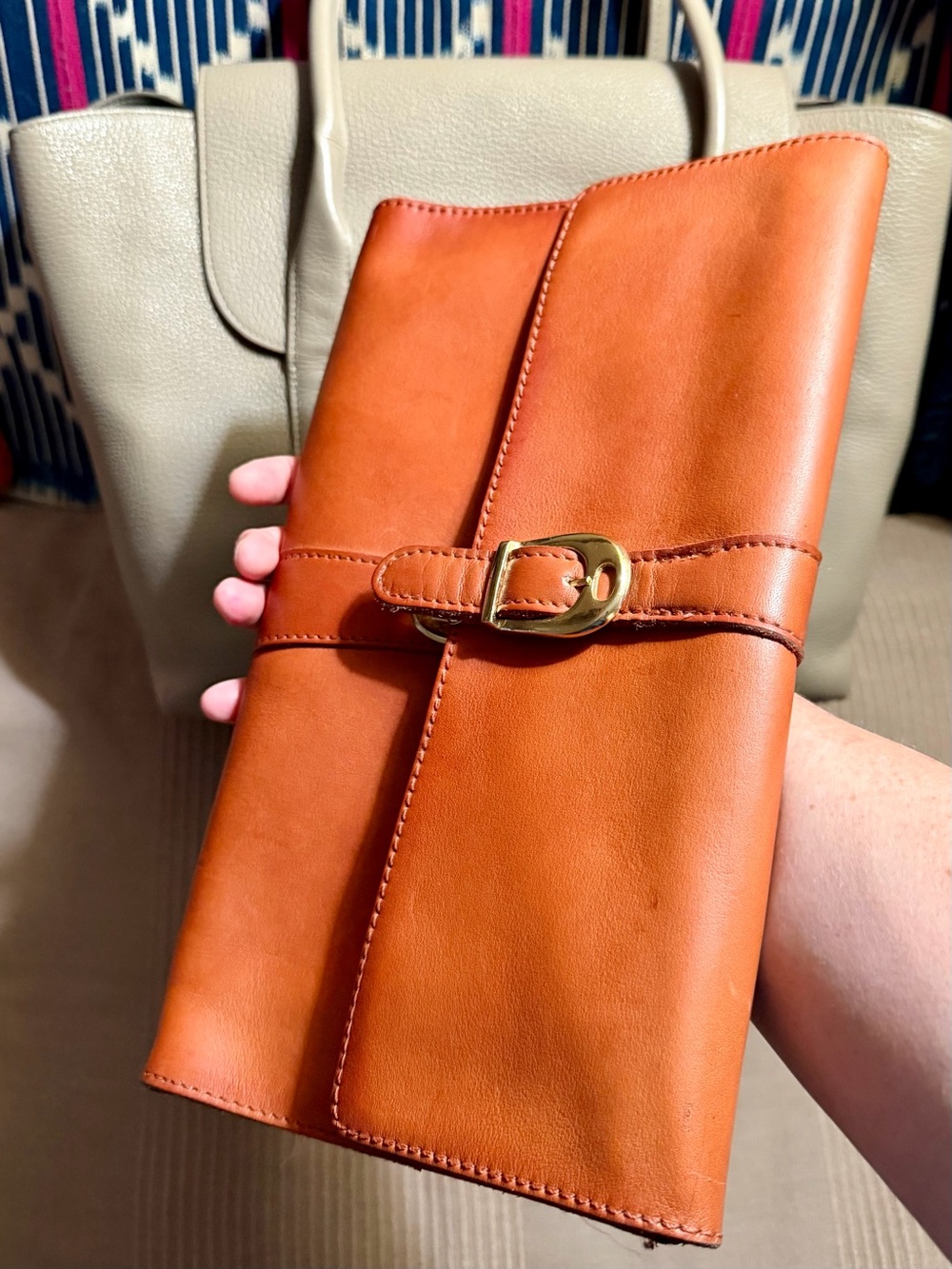 Coral Vintage Leather Clutch Compartment Buckle Bag brass EUC